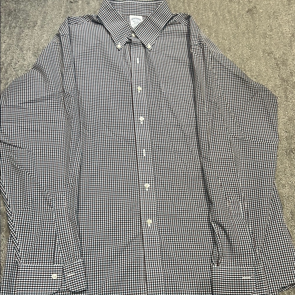Brooks brothers non iron Regent button down, 17-35, burgundy & dark green check